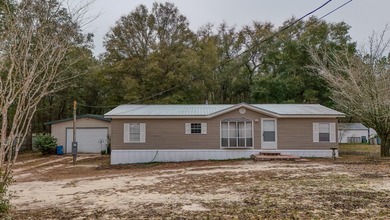 Juniper Lake Home For Sale in Defuniak Springs Florida