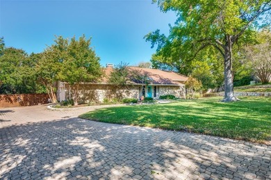 Lake Home For Sale in Arlington, Texas