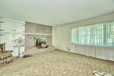 Welcome to your own private oasis at 296 Kirk Rd in Greece. This - photo 6