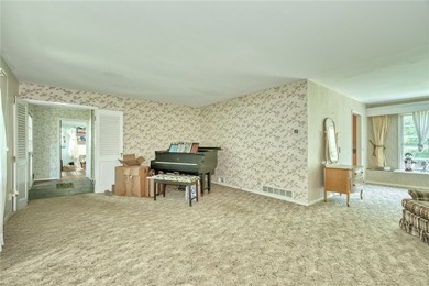 Welcome to your own private oasis at 296 Kirk Rd in Greece. This - photo 7