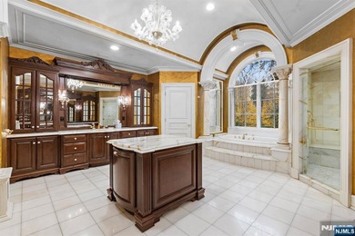 Introducing the Elden Manor - A breathtaking European-inspired - photo 17