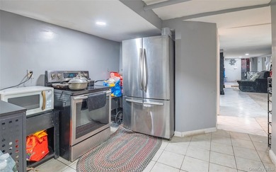 Welcome to 515 Hinsdale Street is a well-positioned multi-family - photo 20