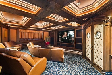 Introducing the Elden Manor - A breathtaking European-inspired - photo 21