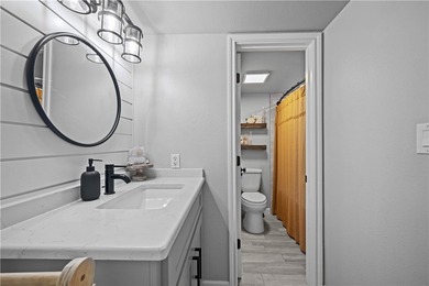 This beautifully updated waterfront condo offers 2 bedrooms plus - photo 23