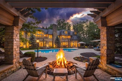 Introducing the Elden Manor - A breathtaking European-inspired - photo 28