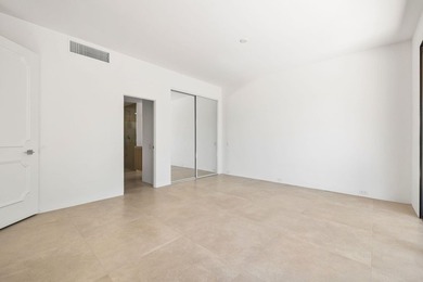 A must-see extraordinary home, now offered at a phenomenal price - photo 43