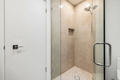A must-see extraordinary home, now offered at a phenomenal price - photo 50