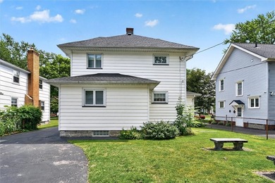 Welcome to 162 Belcoda Drive, a classic Irondequoit Colonial - photo 3