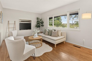 Welcome home to this spacious and well-maintained 3-bedroom, 1 - photo 6