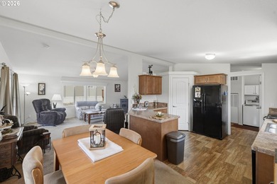 Beautifully maintained 2-bedroom, 2-bath home offering 1,295 - photo 6
