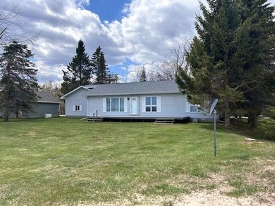 Owned since 2003, the sellers have carefully maintained this - photo 12