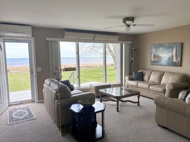 Owned since 2003, the sellers have carefully maintained this - photo 18
