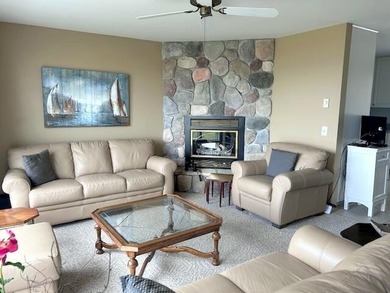 Owned since 2003, the sellers have carefully maintained this - photo 19