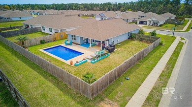 Gold Fortified! Welcome to this beautifully maintained 4 bedroom - photo 1