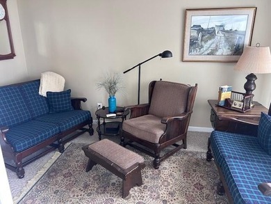 Owned since 2003, the sellers have carefully maintained this - photo 33