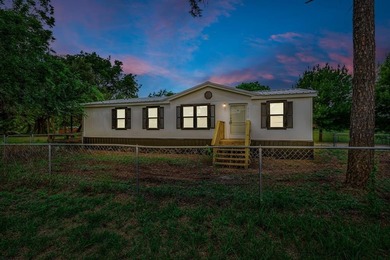 Brazos River - Parker County Home For Sale in Weatherford Texas