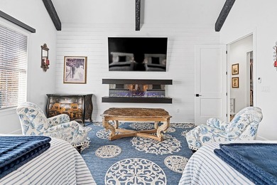 Luxurious Private Estate with Lake Greenwood Access -Tucked away - photo 17