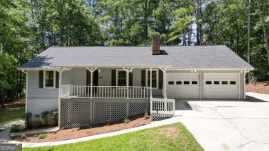 Lake Home For Sale in Villa Rica, Georgia