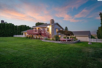 MLS# 293803 With 5 bedrooms, 3 bathrooms, and 2,869 sq. ft - photo 4