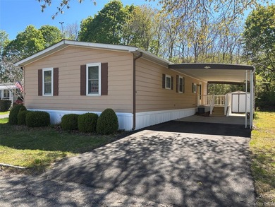 Come & Enjoy East End Living at its Finest! 55+ Manufactured - photo 2