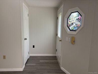 Come & Enjoy East End Living at its Finest! 55+ Manufactured - photo 3