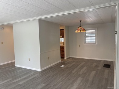 Come & Enjoy East End Living at its Finest! 55+ Manufactured - photo 7
