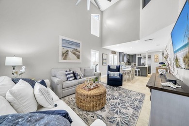 Beautifully remodeled 3BR/2BA corner-unit beach home in the - photo 1