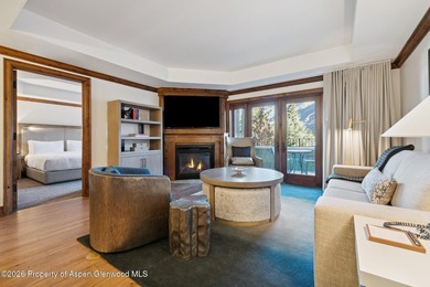 2024 renovations completed (including new decor, furniture - photo 3