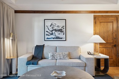 2024 renovations completed (including new decor, furniture - photo 5