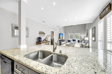 Beautifully remodeled 3BR/2BA corner-unit beach home in the - photo 5