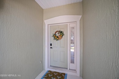 **CENTRAL LOCATION**NO CDD**GATED COMMUNITY** This stylish and - photo 12