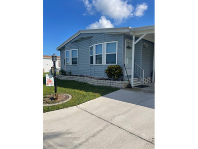 (private lake, pond, creek) Home For Sale in Punta Gorda Florida