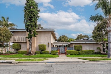 Welcome to Huntington Harbour! Located in the prestigious - photo 1