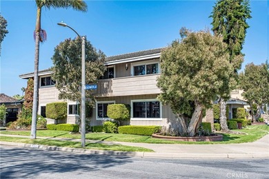 Welcome to Huntington Harbour! Located in the prestigious - photo 6