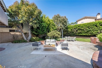 Welcome to Huntington Harbour! Located in the prestigious - photo 9