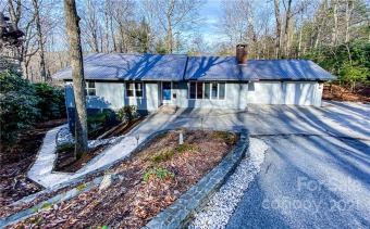 Swiss Pine Lake Home Sale Pending in Spruce Pine North Carolina