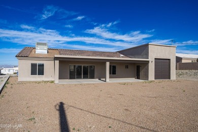 Beautifully designed 3 bedroom, 2 bathroom home featuring a - photo 33