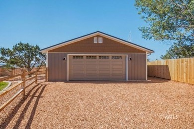 Welcome home to this charming 1,322 sq. ft. retreat, perfectly - photo 35