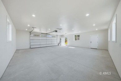 Welcome home to this charming 1,322 sq. ft. retreat, perfectly - photo 39