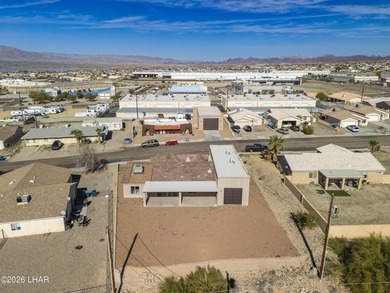 Beautifully designed 3 bedroom, 2 bathroom home featuring a - photo 44
