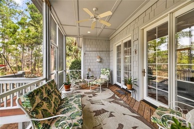 Elegant and exceptionally private patio home in Oakridge - photo 46