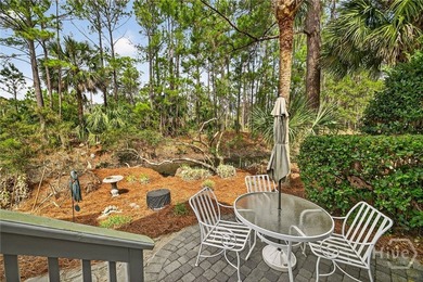 Elegant and exceptionally private patio home in Oakridge - photo 48