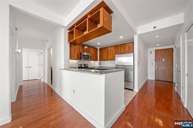 Welcome to the Shore, A breathtaking 23rd-FL condo offering - photo 11