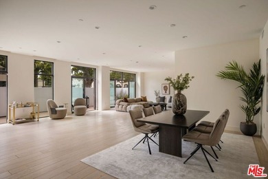Welcome to 425 Palm in Prime Beverly Hills. Residence 101 offers - photo 12