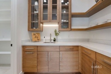 Experience luxury desert living in this beautifully appointed - photo 15