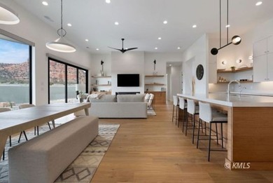 Experience luxury desert living in this beautifully appointed - photo 22