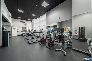 Welcome to the Shore, A breathtaking 23rd-FL condo offering - photo 23
