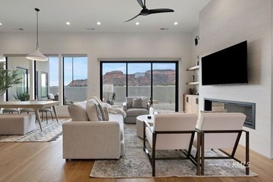 Experience luxury desert living in this beautifully appointed - photo 24