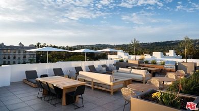 Welcome to 425 Palm in Prime Beverly Hills. Residence 101 offers - photo 39