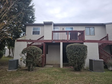 Lake Townhome/Townhouse For Sale in Tallahassee, Florida